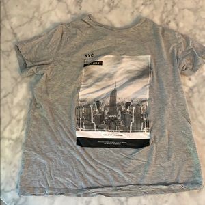 H&M Men’s Grey Graphic Tee Size Large